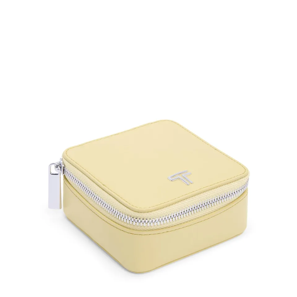 tumi-belden-jewelry-case-women-s-premium-leather-travel-jewelry-organizer-washed image 1
