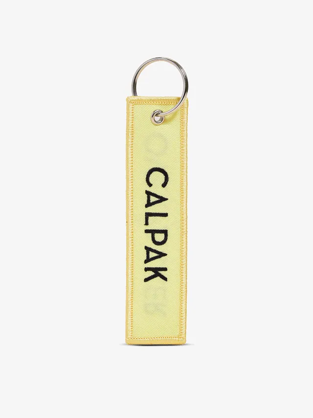 calpak-overpacker-luggage-tag image 1