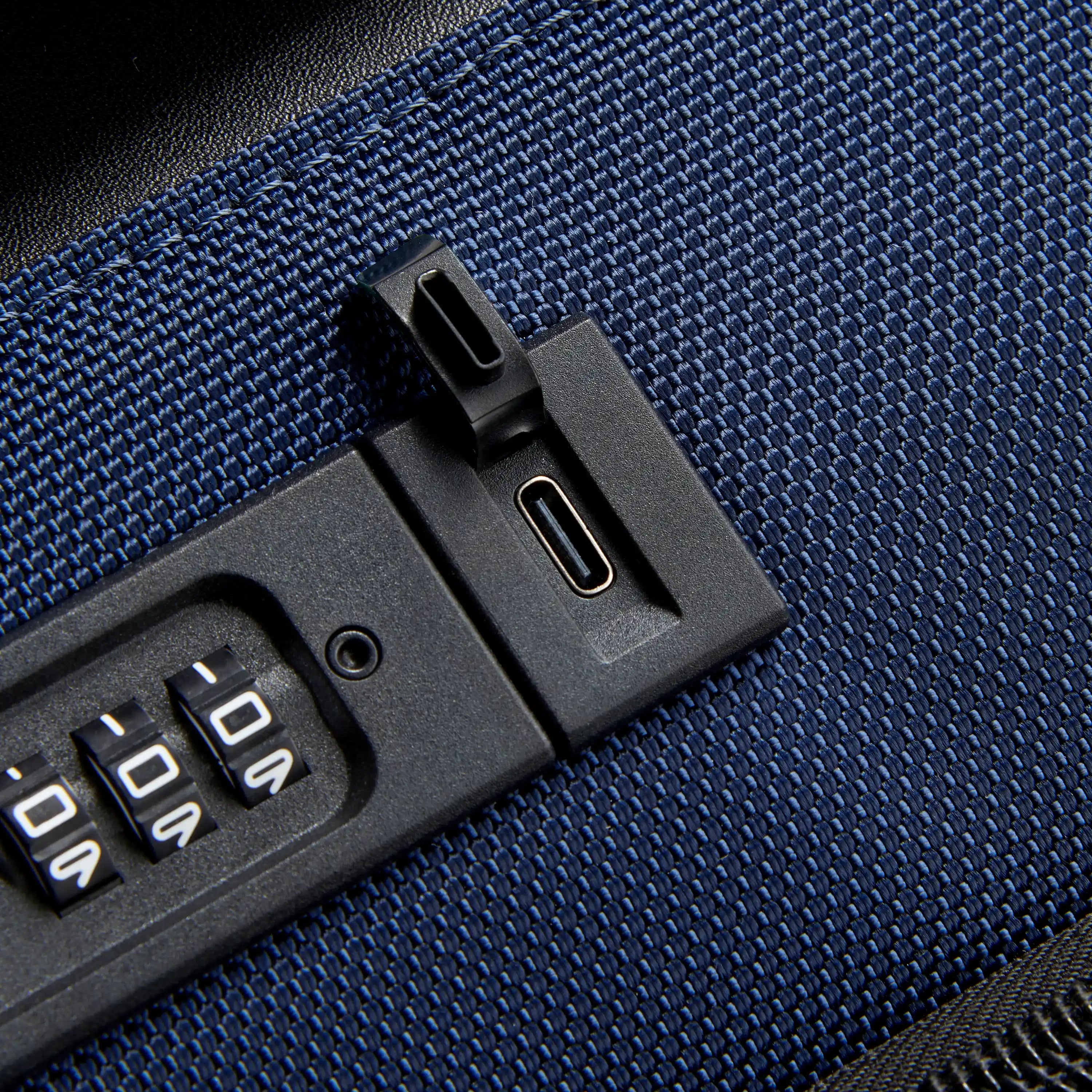 delsey-wagram-carry-on-plus-expandable-softside-spinner-with-securitech-zipper-a image 4