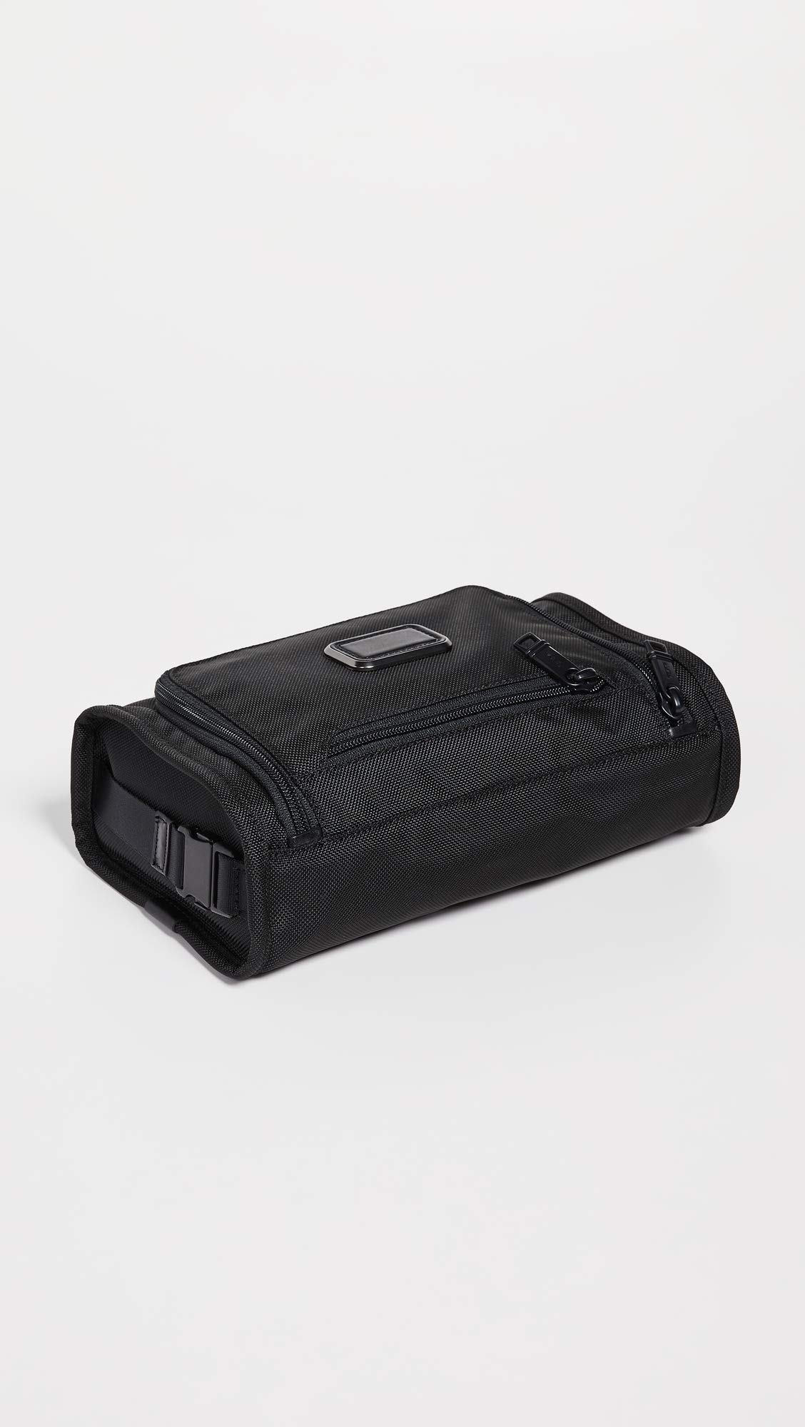 tumi-alpha-travel-kit-ballistic-nylon-travel-toiletry-bag-with-tumi-tracer-black image 4