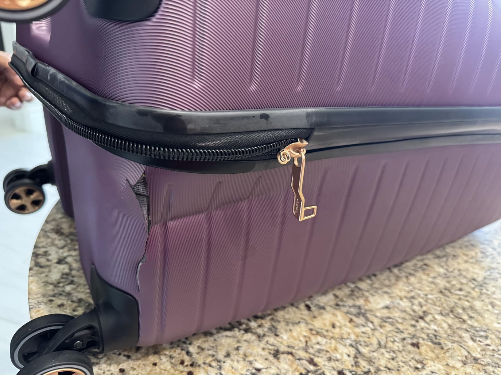 Good bag, minor annoyances