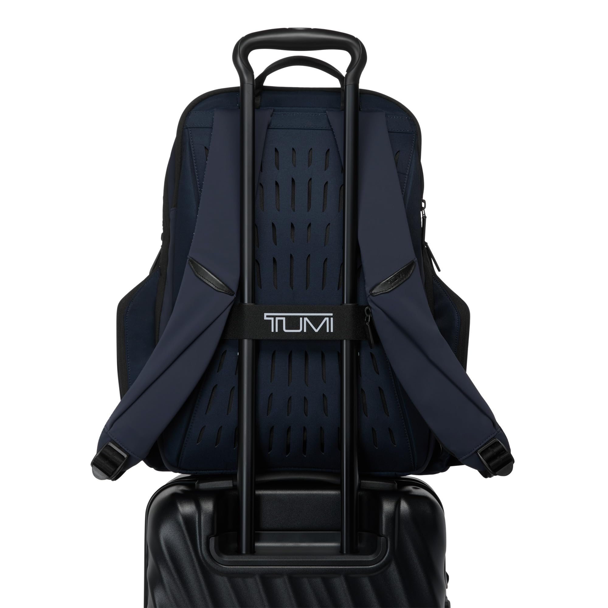 tumi-axis-large-25-liter-backpack-everyday-15-inch-laptop-backpack-with-airtag-p image 5