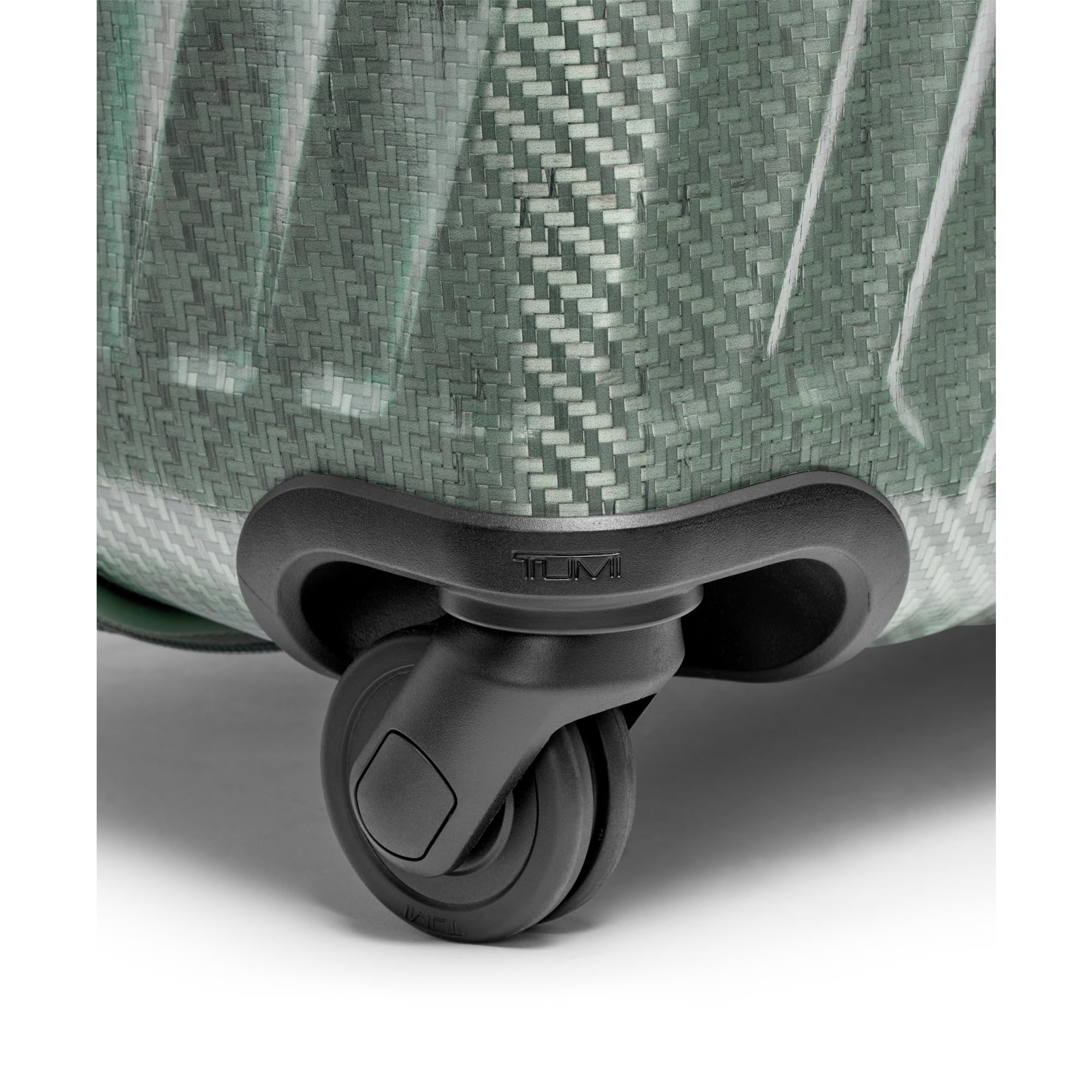 tumi-19-degree-lite-30-large-checked-4-wheel-hard-shell-suitcase-lightweight-teg image 6