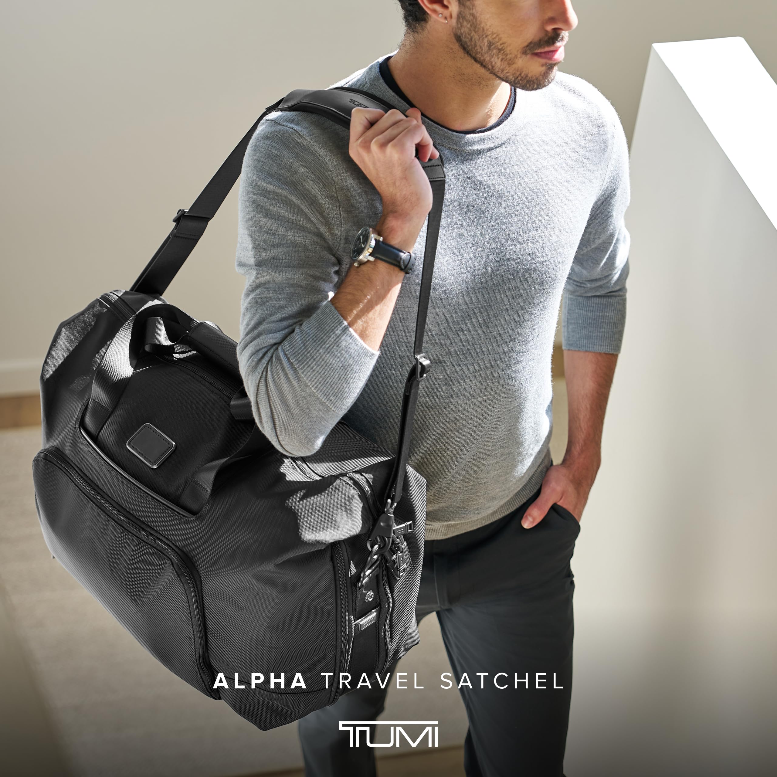 tumi-alpha-3-double-expansion-travel-satchel-31l-soft-side-duffel-bag-black image 2