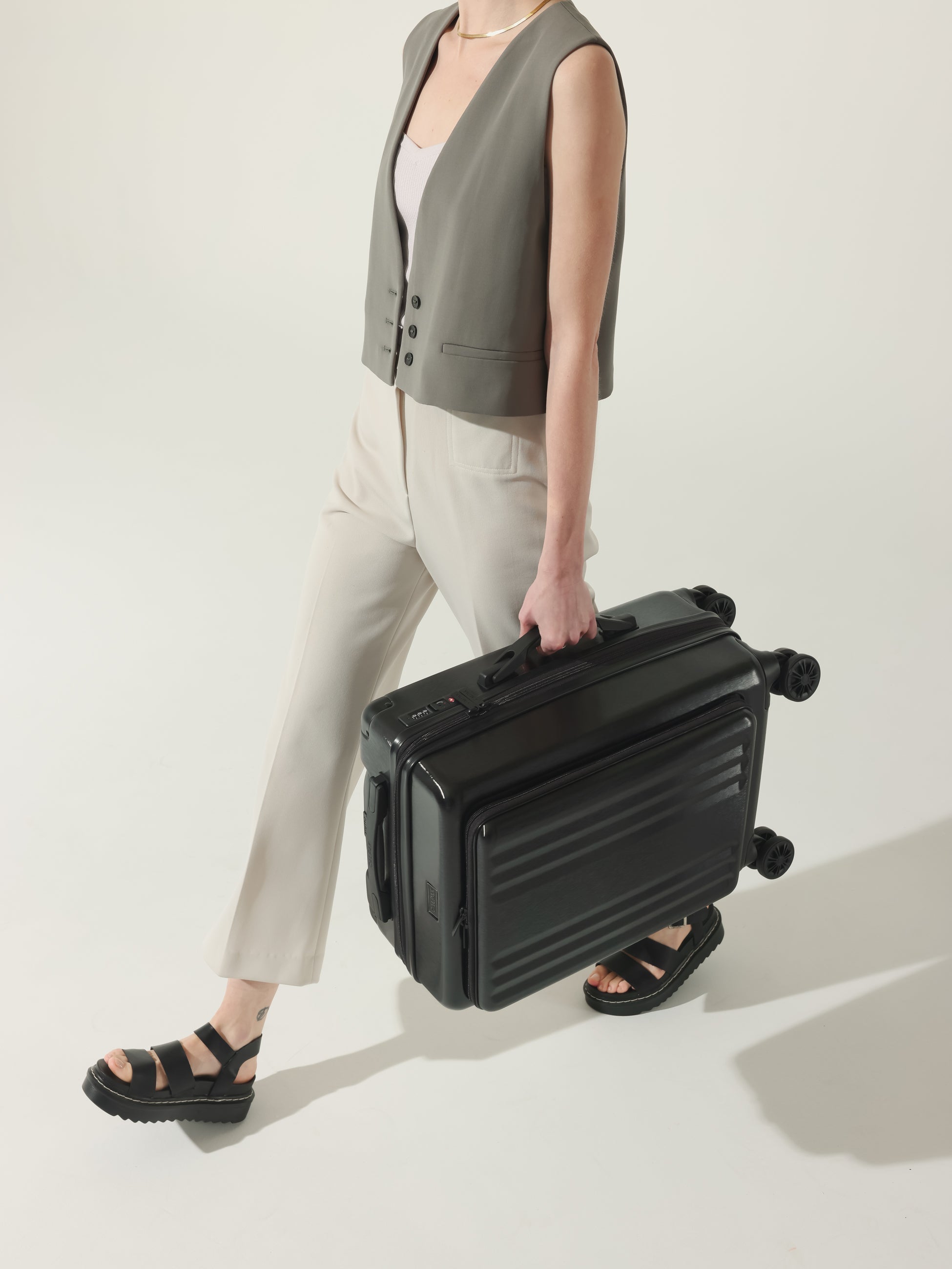 calpak-ambeur-front-pocket-carry-on-luggage-spinner-with-16-inch-laptop-pocket-a image 7
