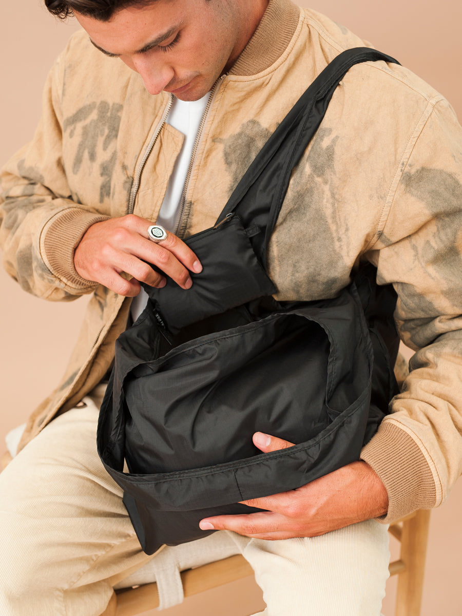 calpak-compakt-zip-pouch-set-3-size-water-resistant-travel-organizer-pouches-wit image 5