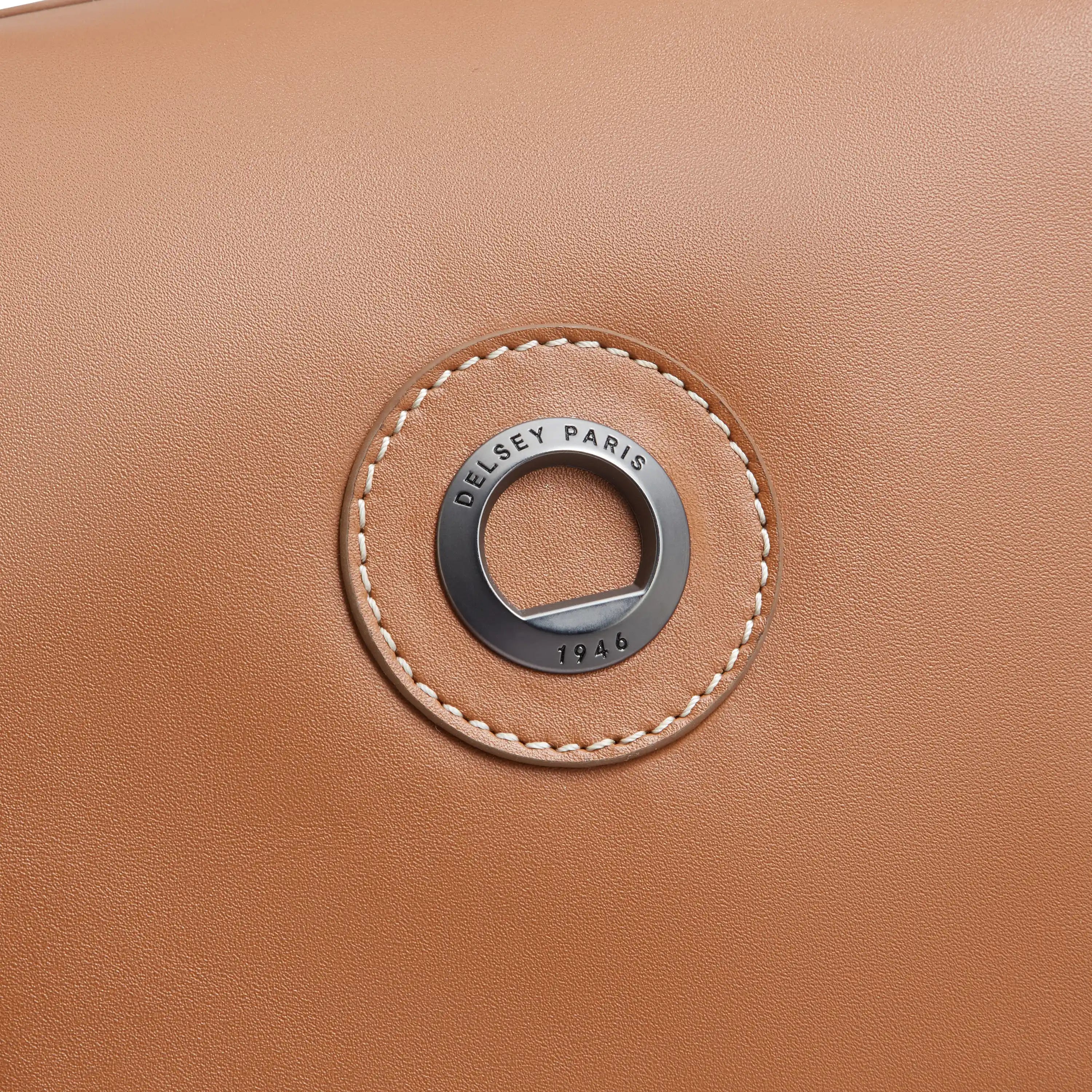 delsey-chatelet-air-2-0-leather-toiletry-bag-genuine-leather-travel-dopp-kit image 6