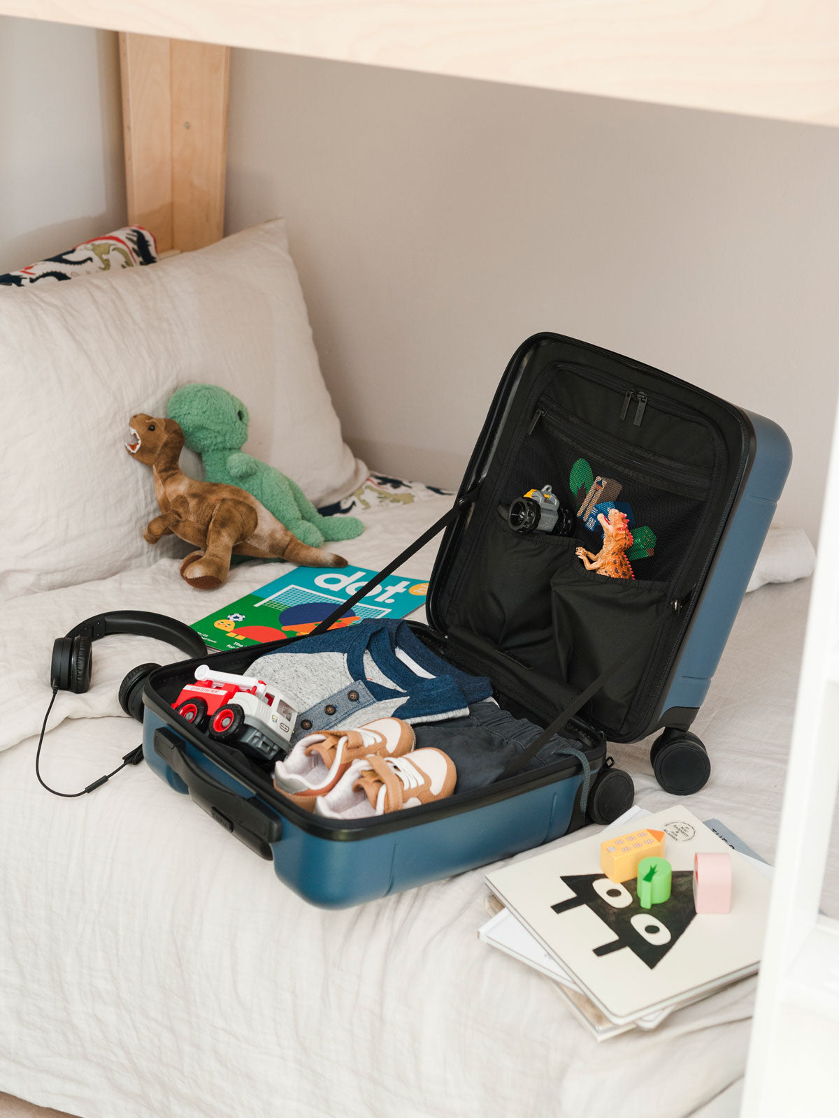 calpak-hue-mini-carry-on-luggage-under-seat-hardside-personal-item-with-360-spin image 6