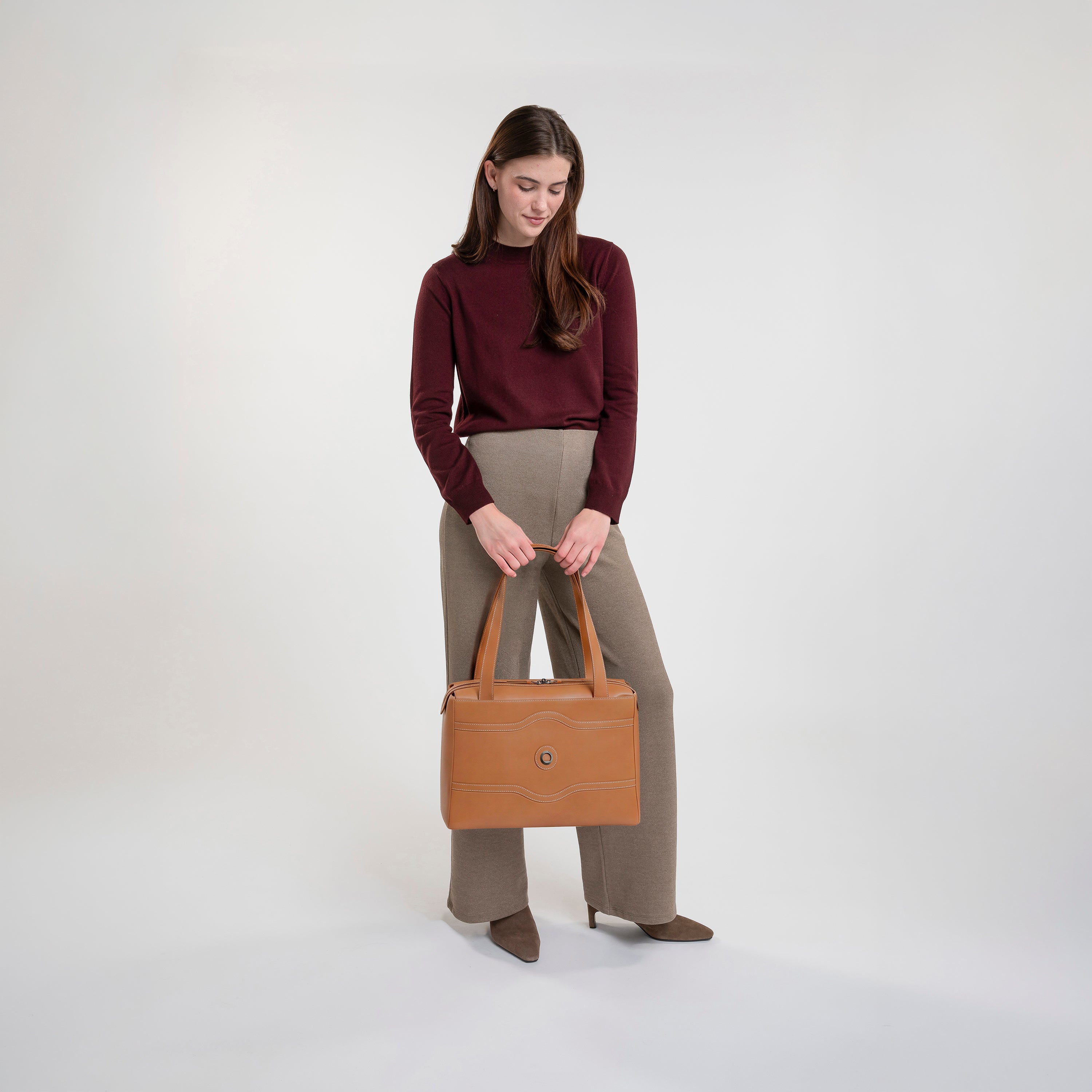 delsey-chatelet-air-2-0-leather-shoulder-bag-100-genuine-leather-travel-tote-wit image 2