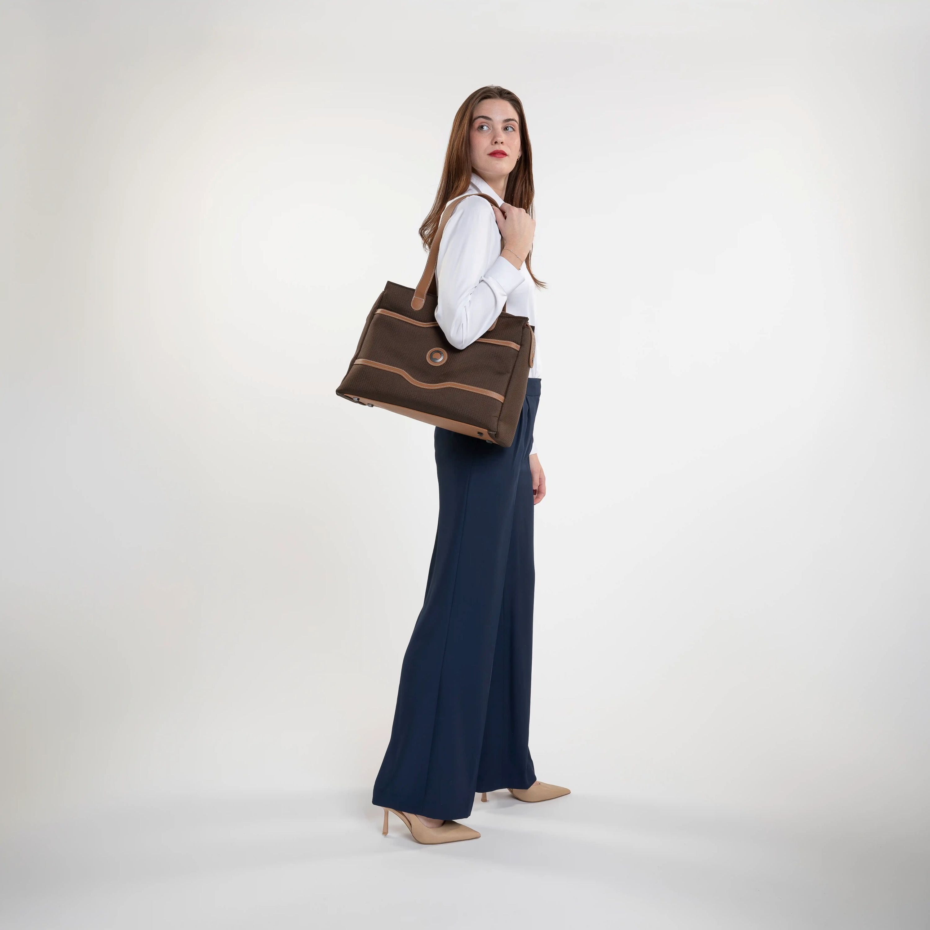 delsey-chatelet-air-2-0-shoulder-bag-recycled-fabric-travel-tote-with-luggage-ba image 4