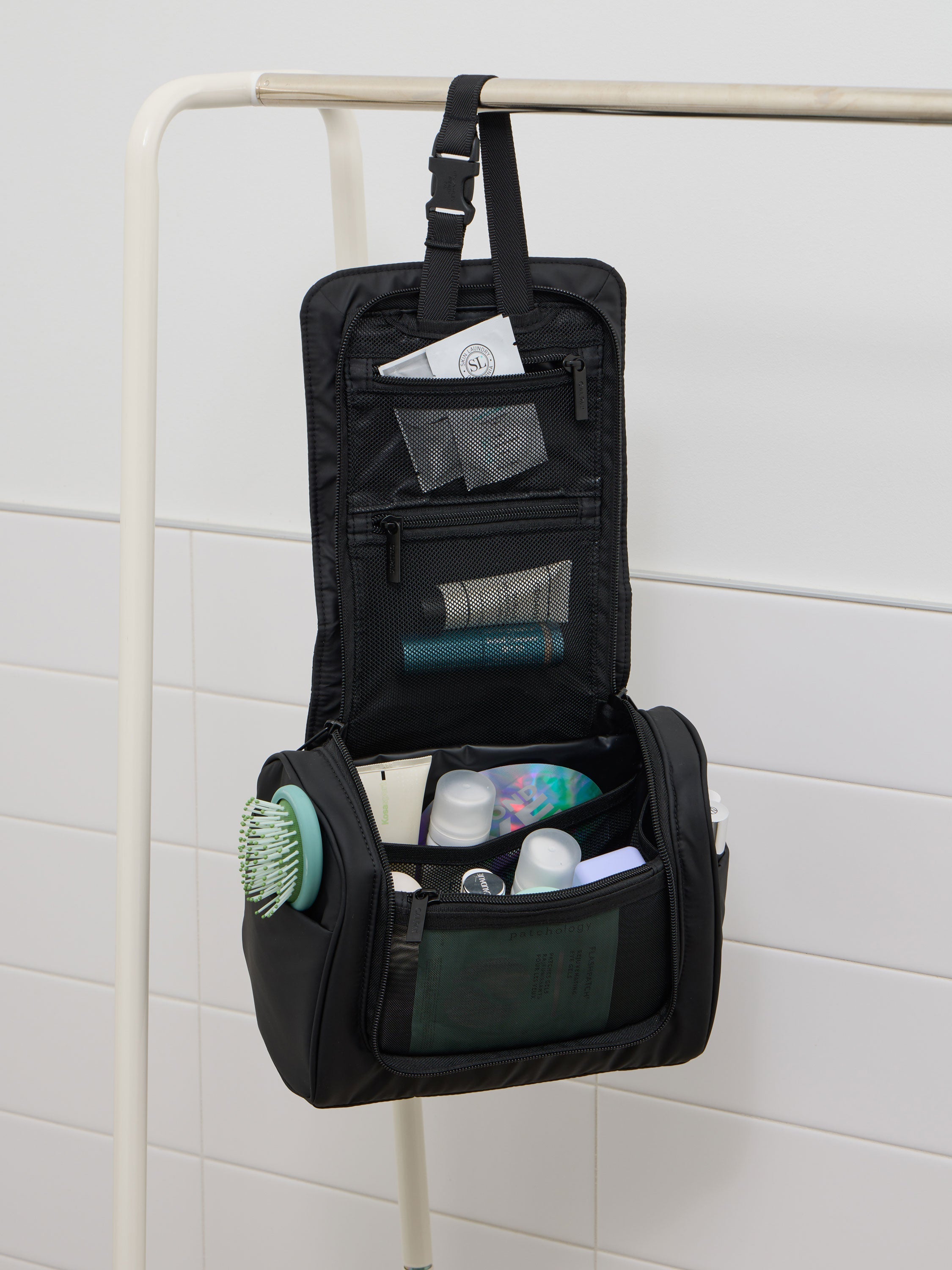 calpak-luka-hanging-toiletry-bag-multi-compartment-travel-organizer-with-hanging image 2