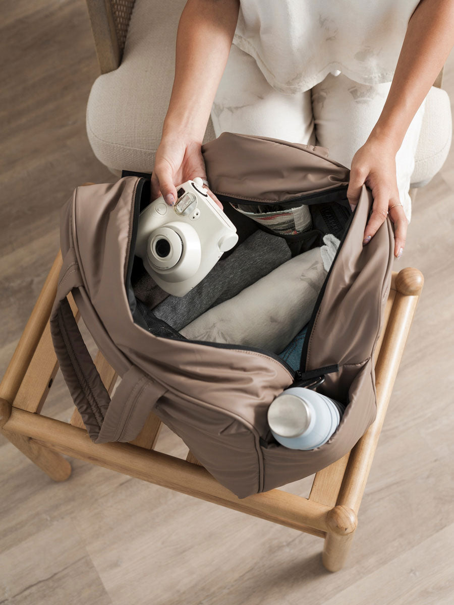calpak-luka-duffel-award-winning-scratch-resistant-water-resistant-travel-gym-du image 3