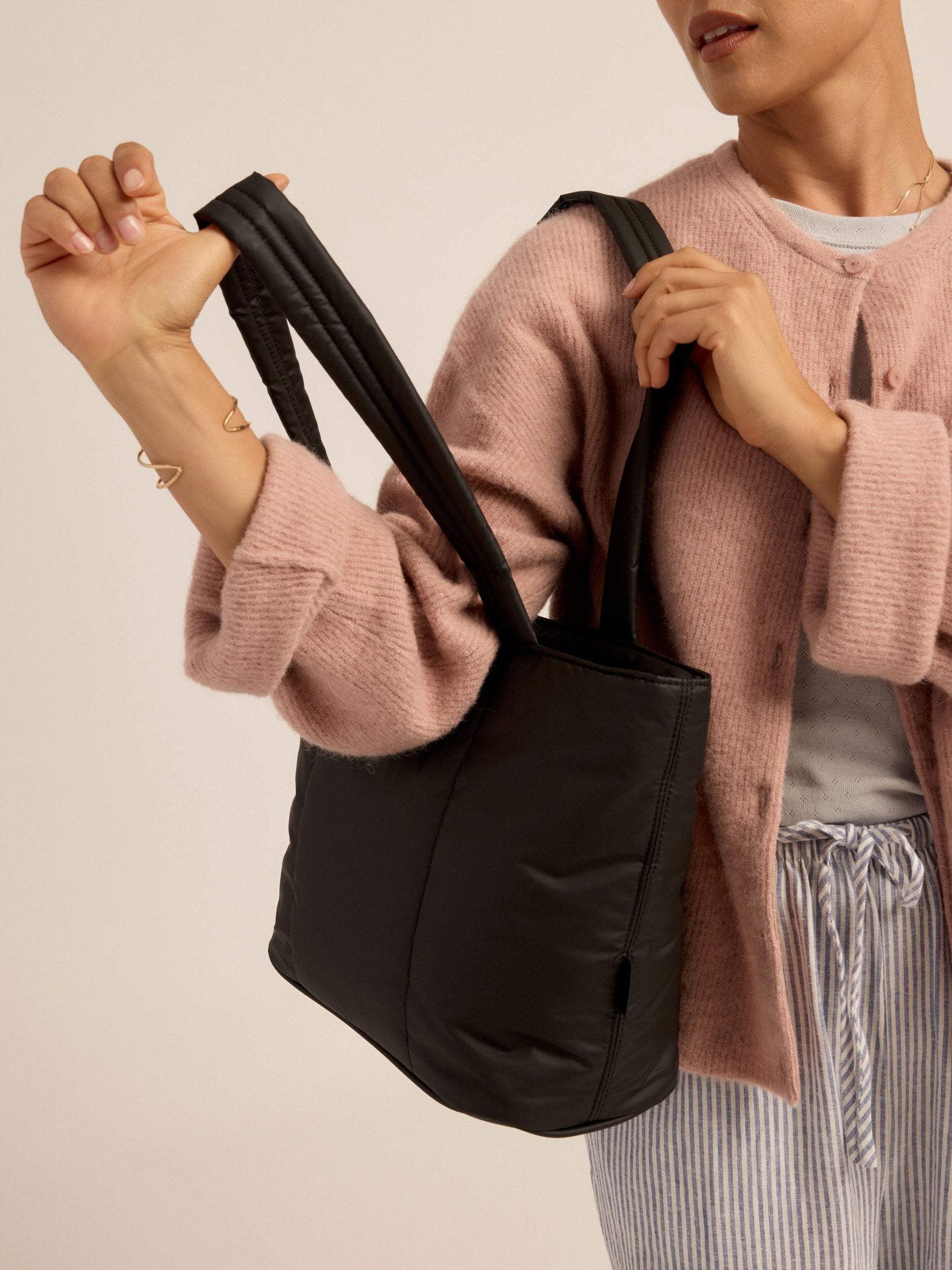 calpak-luka-mini-tote-bag-compact-lightweight-everyday-tote-with-padded-straps-a image 4