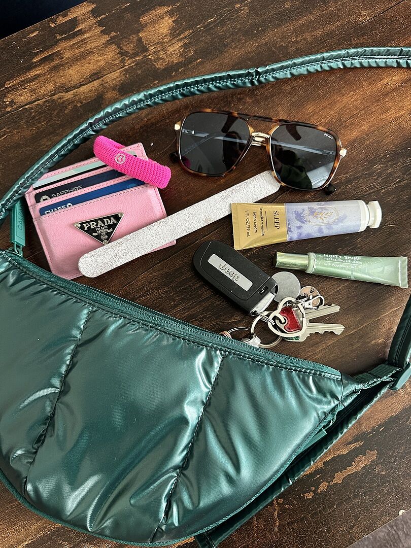 Perfect travel crossbody