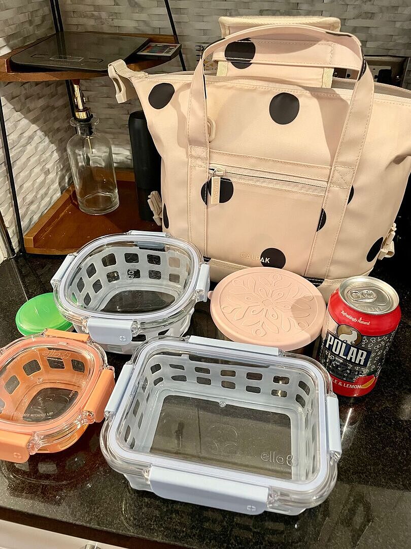 Solid little cooler