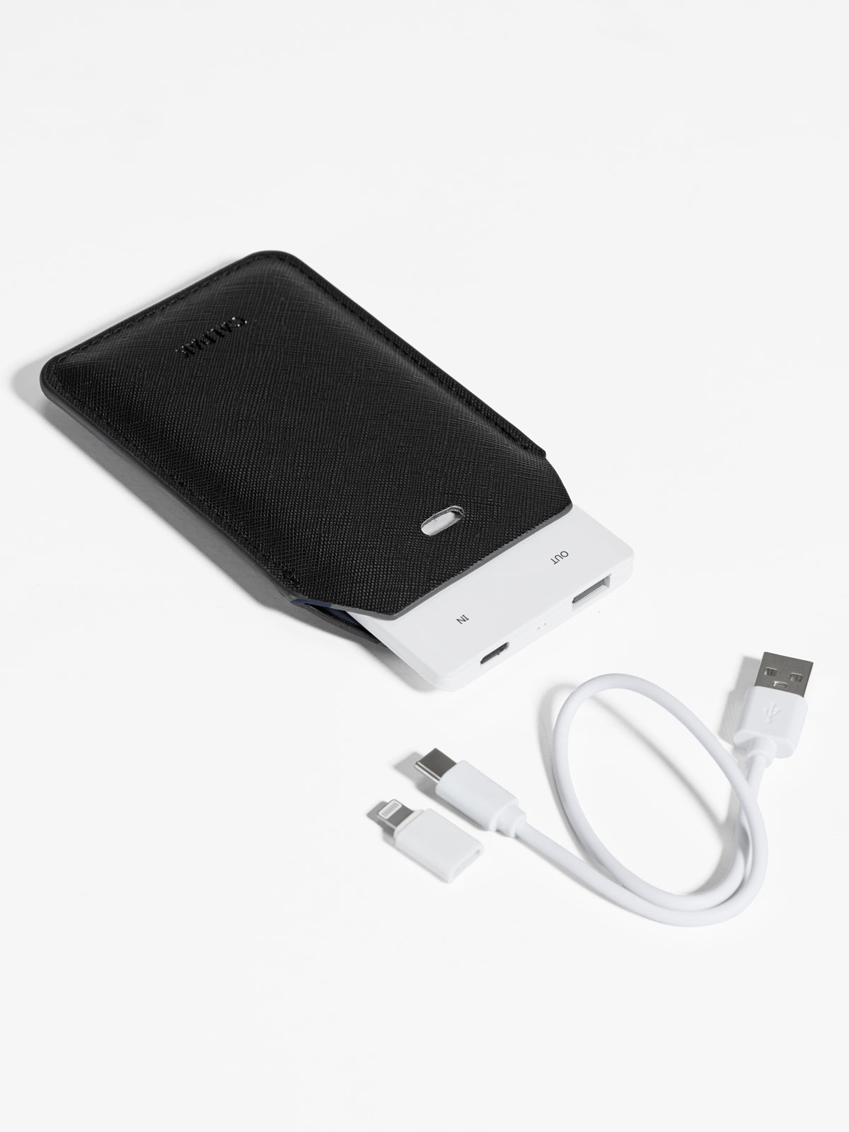calpak-portable-luggage-tag-charger-tsa-friendly-travel-power-bank-with-usb-c-li image 3