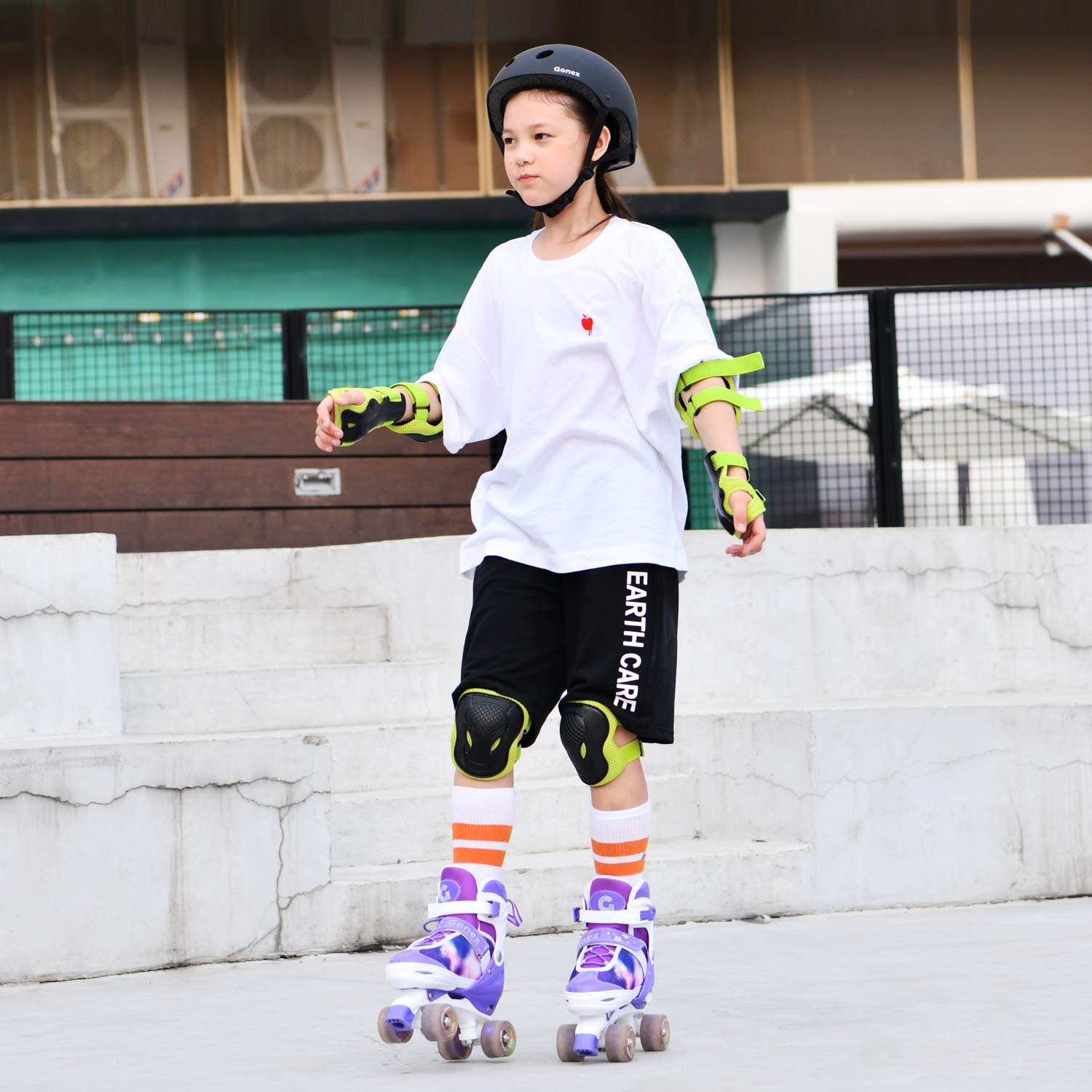 gonex-adjustable-kids-roller-skates-light-up-led-wheels-push-button-size-s-m-l image 7