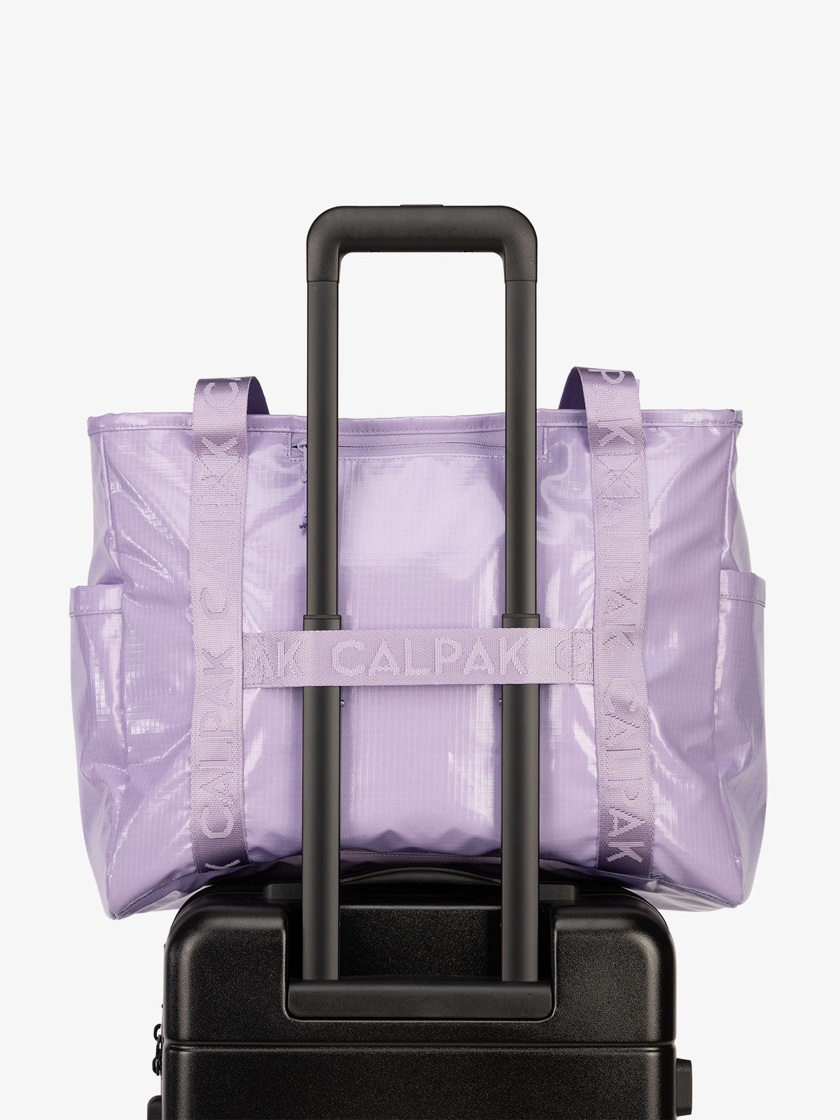calpak-terra-35l-water-resistant-zip-tote-bag-roll-top-travel-tote-with-trolley- image 8