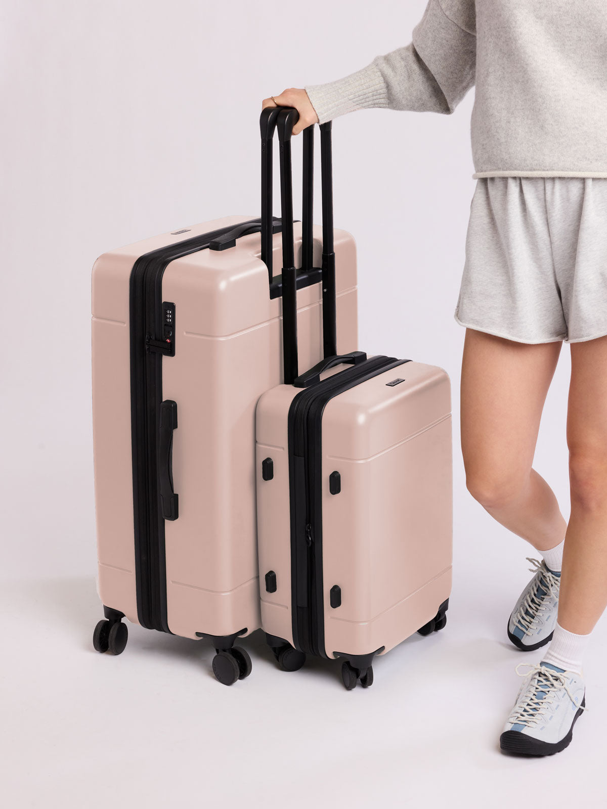 calpak-hue-starter-bundle-8-piece-luggage-set-with-expandable-carry-on-large-che image 8